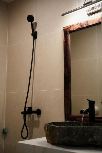Villi Hanoi Homestay - 샤워실