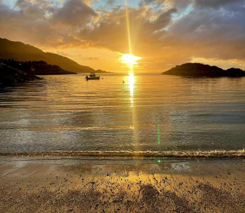 Senja Beach Lodge
