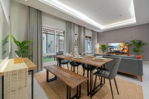 Layali Properties - Vibrant Boho 3BR Apt - Convention and Exhibition Center, Riad (Foto 6)