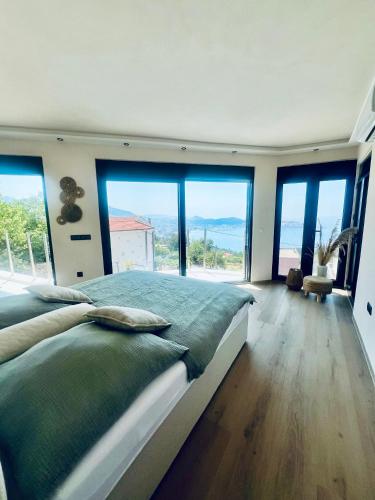 Villa Infinity Bar Montenegro in Šušanj
