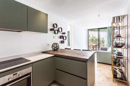 廚房, Azure Apartment in 拉克魯瓦瓦爾默