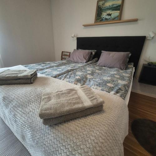 1 double bed