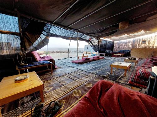 Garden, חלון למדבר in City Center