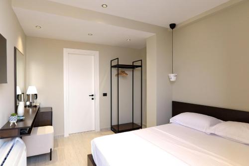 Double Room with Lake View room in Aquarelle Boutique Hotel