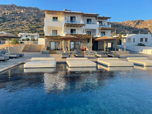 Latramys Suites - Naxos