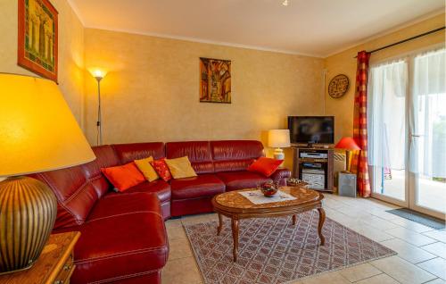 Holiday Home Chemin Des Hugenots - image 10