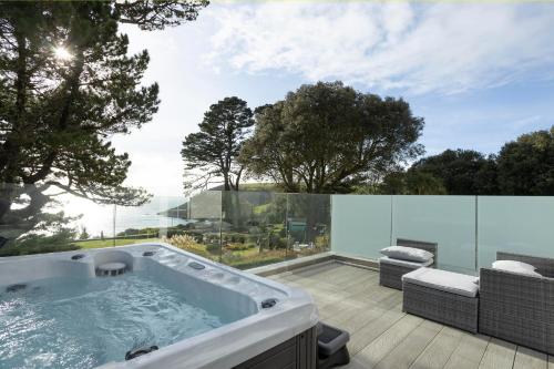 Talland Bay Hotel, Looe in Porthallow