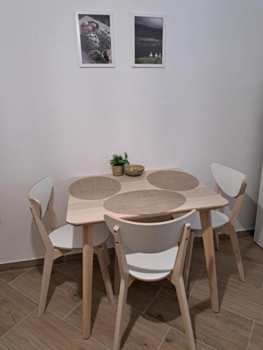 Apartment - Ground Floor image 4