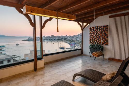Luxury Penthouse B&e - Saranda