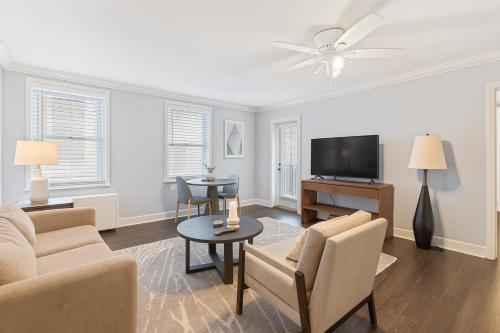 Upscale Urban Condo, Central Downtown Atlanta in Atlanta, USA