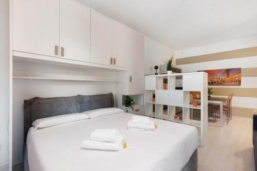 Bergamo Centre - 5min from BGY Airport, WiFi, AC, Bergamo (photo 3)