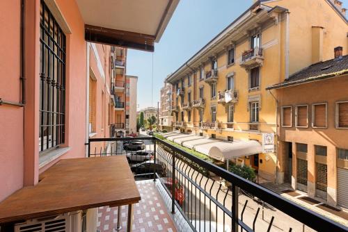Bergamo Centre - 5min from BGY Airport, WiFi, AC, Bergamo (photo 8)