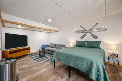 Modern Studio in Beach Resort near TC in Traverse City, USA