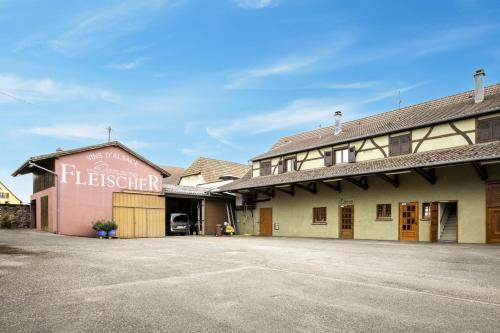 Route des vins d'Alsace, domaine viticole 'Pinot Gris' in Rouffach