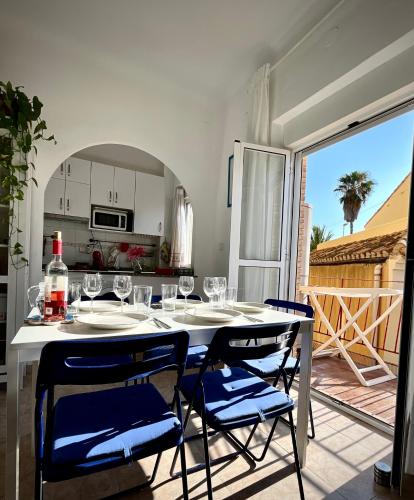 Balkons/terase, °Relax beachfront housing° in Los Urrutias
