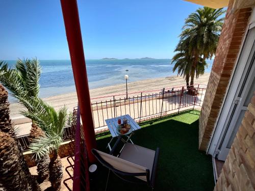 Balkons/terase, °Relax beachfront housing° in Los Urrutias
