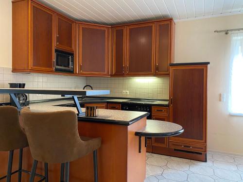 M9 Ferienwohnung mit Balkon am Waldrand im Ostseeland in Neubukow