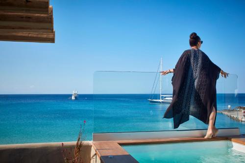 Mykonos Kosmoplaz Beach Resort Hotel - image 18