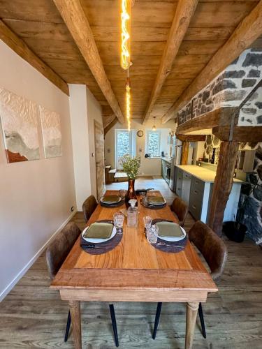 Maison Ombre du Clocher in Laguiole