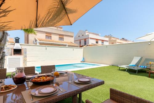 Chalet Seville, Pool, Parking gîte à louer Gines