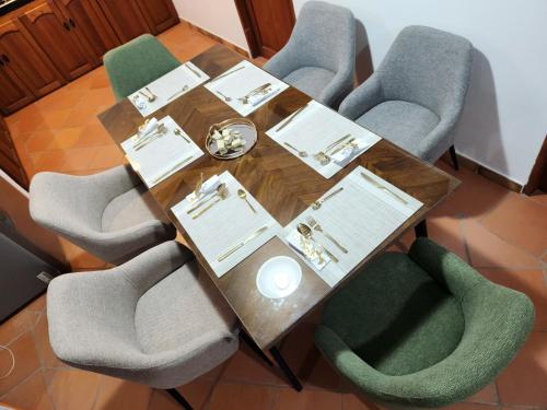 Three-Bedroom Apartment image 1