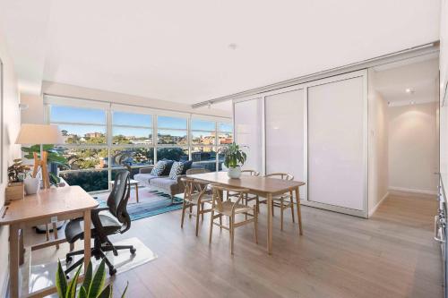Sun Drenched Apartment in Darlinghurst - image 8