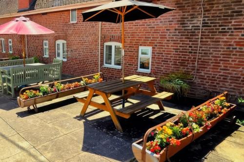The Boughton Peterchurch - Pub Grub & Bed in Peterchurch