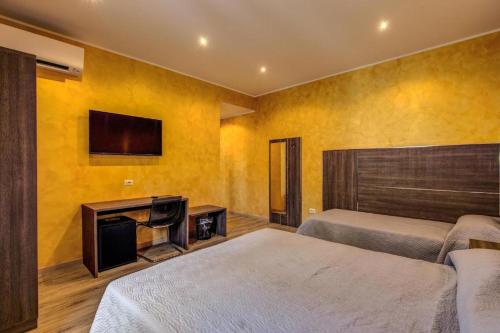 Osimar Rooms, Rzym