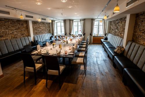 Restoran, Restaurant Hotel Zum Storchen in Waldkirch