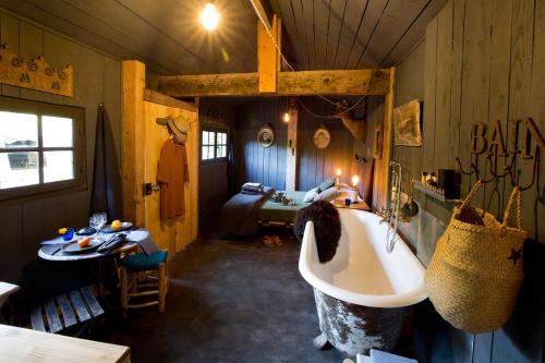 Chateau d'Uzer in Uzer