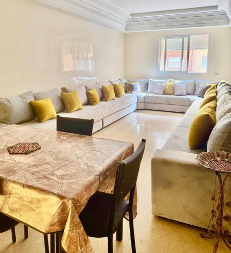 Elegant apartment, everything on foot! in Mohammedia