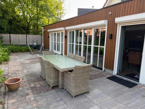 Maison Lelystad in โซซดุยเนน