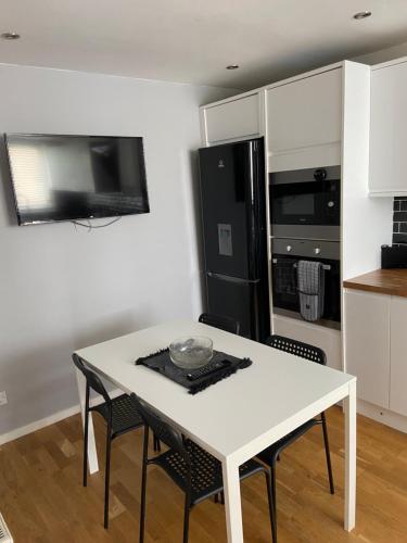 Garland Way 2 Bed House Sheffield Free Parking 5 Min From M1 - 謝菲爾德