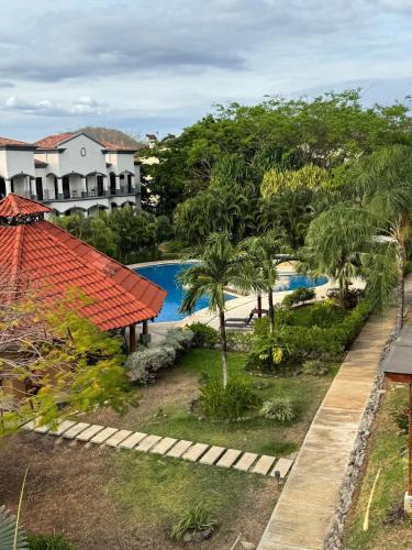 Las Flores Tamarindo Condominium in Villareal