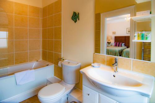 Weymouth Arms Guest House