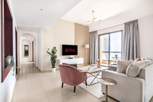 MiamiDXB Full Sea View -2Bd apartment, Дубай (фото 5)