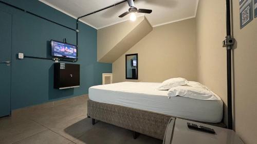 Suite 04 - Hospedagem Guaruja near Flor De Pitanga Confeitaria