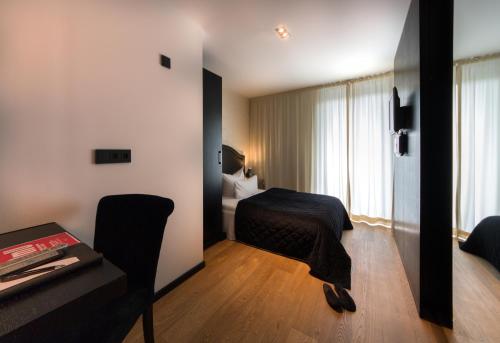 Hotel La Maison - image 2