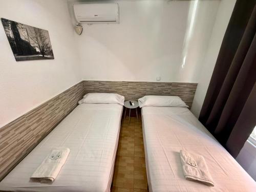 PENSIÓN ROSA (PENSION ROSA) in Benidormas- Kosta Blanka