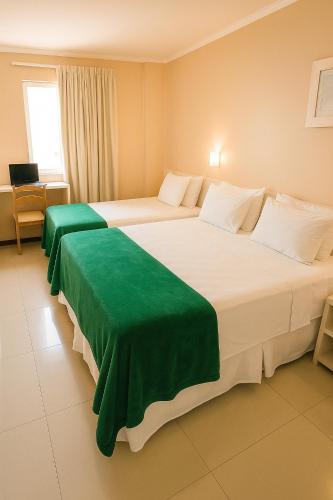 Standard Triple Room image 3