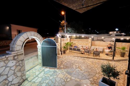 Besimi Apartment - image 9