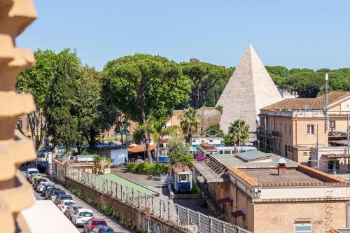 Cozy and Bright Pyramid Apartment, Rome (photo 10)
