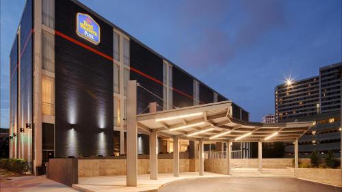 La Quinta Inn & Suites by Wyndham Tulsa Downtown/Route 66 in Tulsa Downtown