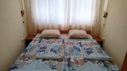 One-Bedroom Suite image 7