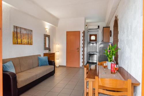 Apartment with Sea View image 10