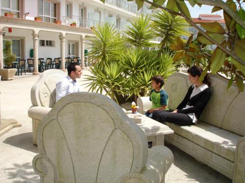 Hotel Nuevo Vichona - image 9
