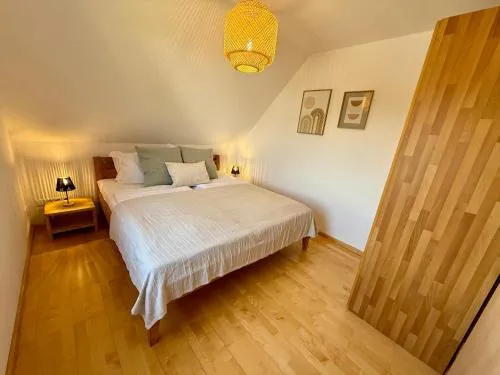 ZK Living Ferienwohnung OG in Kleinkötz, Deutschland