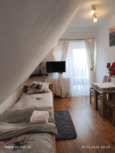 Słoneczny domek (Sloneczny domek) in 烏厄爾斯米納拉尼