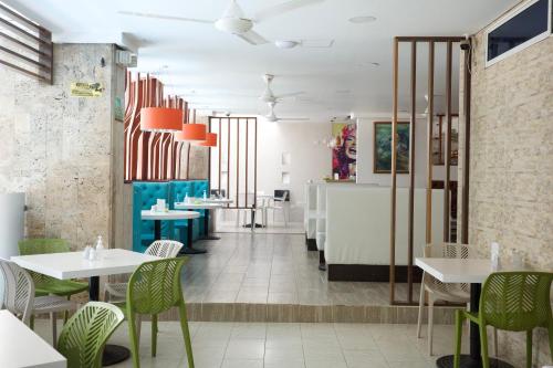 餐厅, 里维埃拉酒店 (Hotel La Riviera) in 圣玛塔