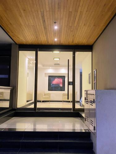 One-Bedroom Apartment image 9
